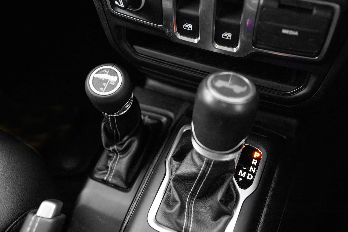 2020 Jeep Wrangler Overland JL