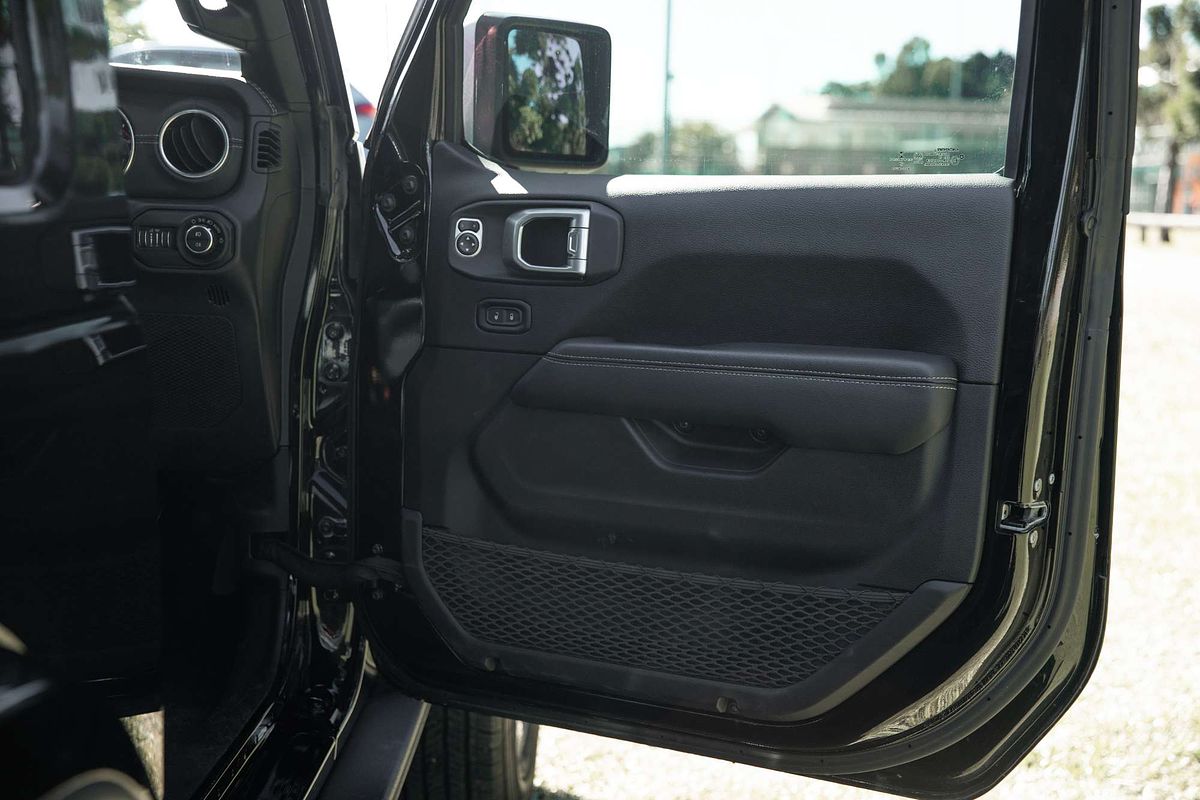 2020 Jeep Wrangler Overland JL