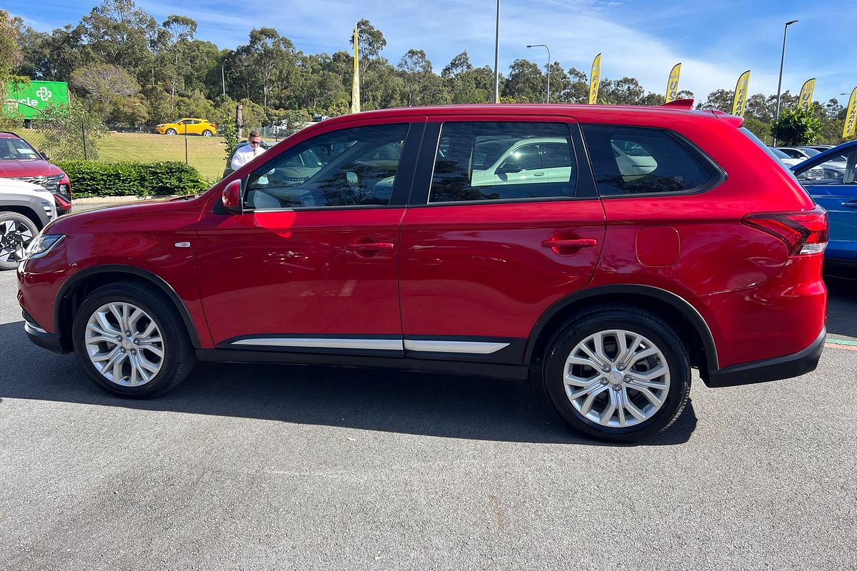 2020 Mitsubishi Outlander ES ZL