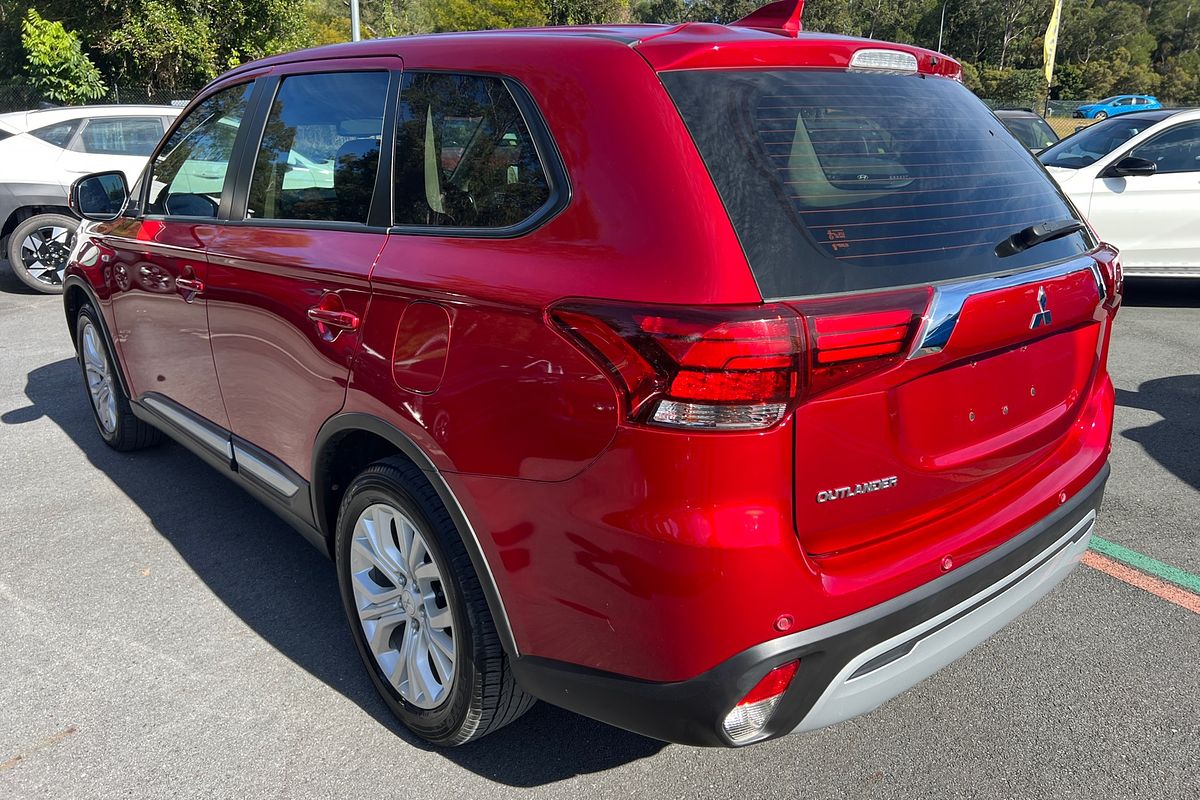2020 Mitsubishi Outlander ES ZL