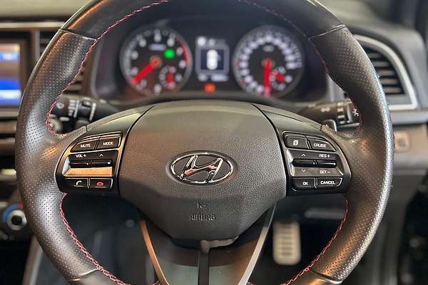 2017 Hyundai Elantra SR Turbo AD