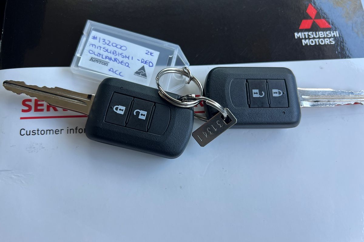 2020 Mitsubishi Outlander ES ZL