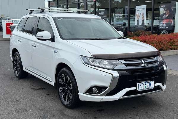 2017 Mitsubishi Outlander PHEV LS ZK