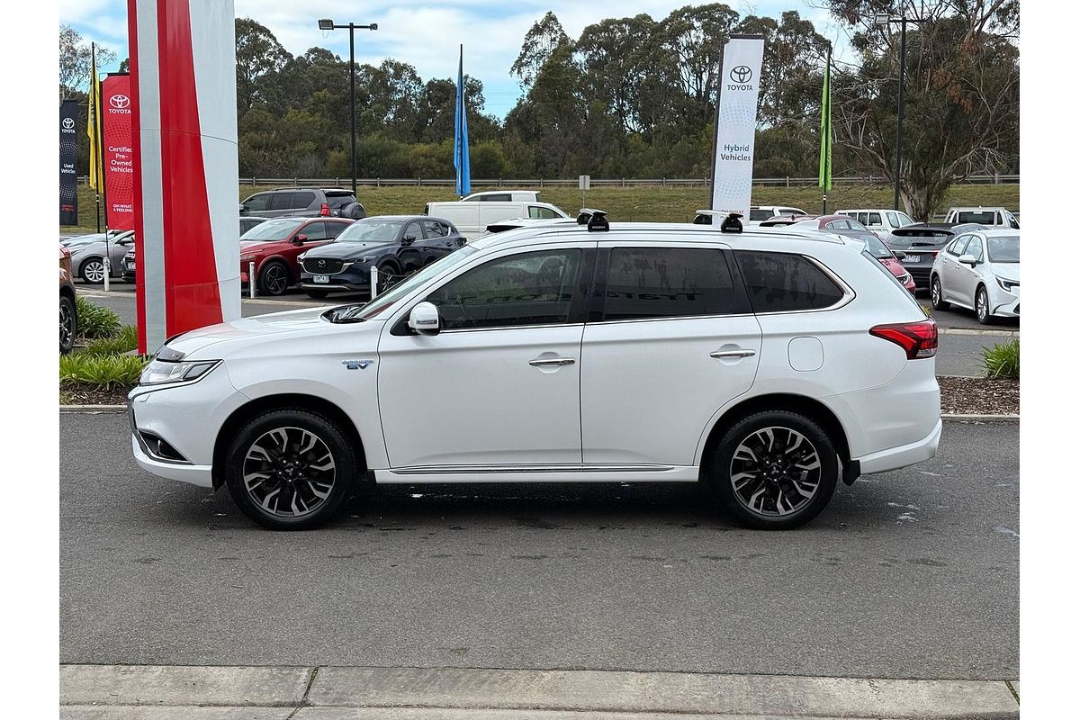 2017 Mitsubishi Outlander PHEV LS ZK