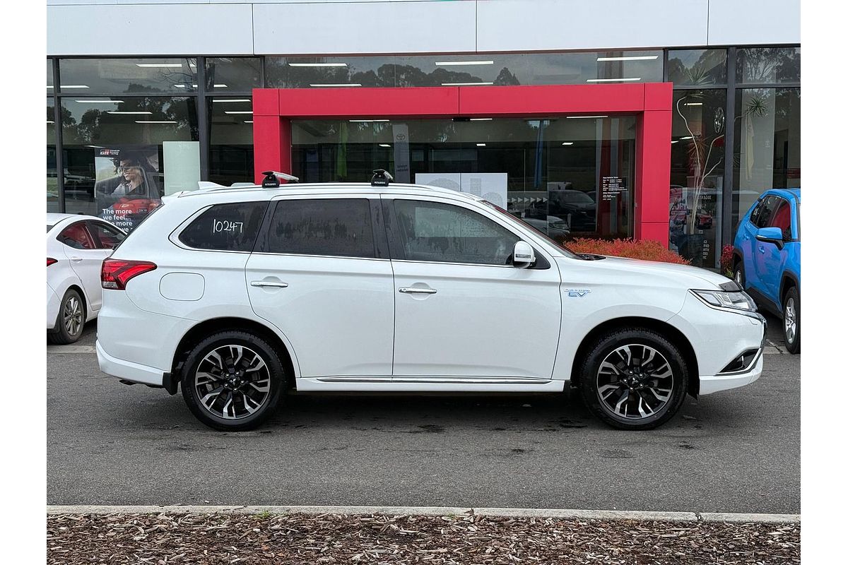 2017 Mitsubishi Outlander PHEV LS ZK
