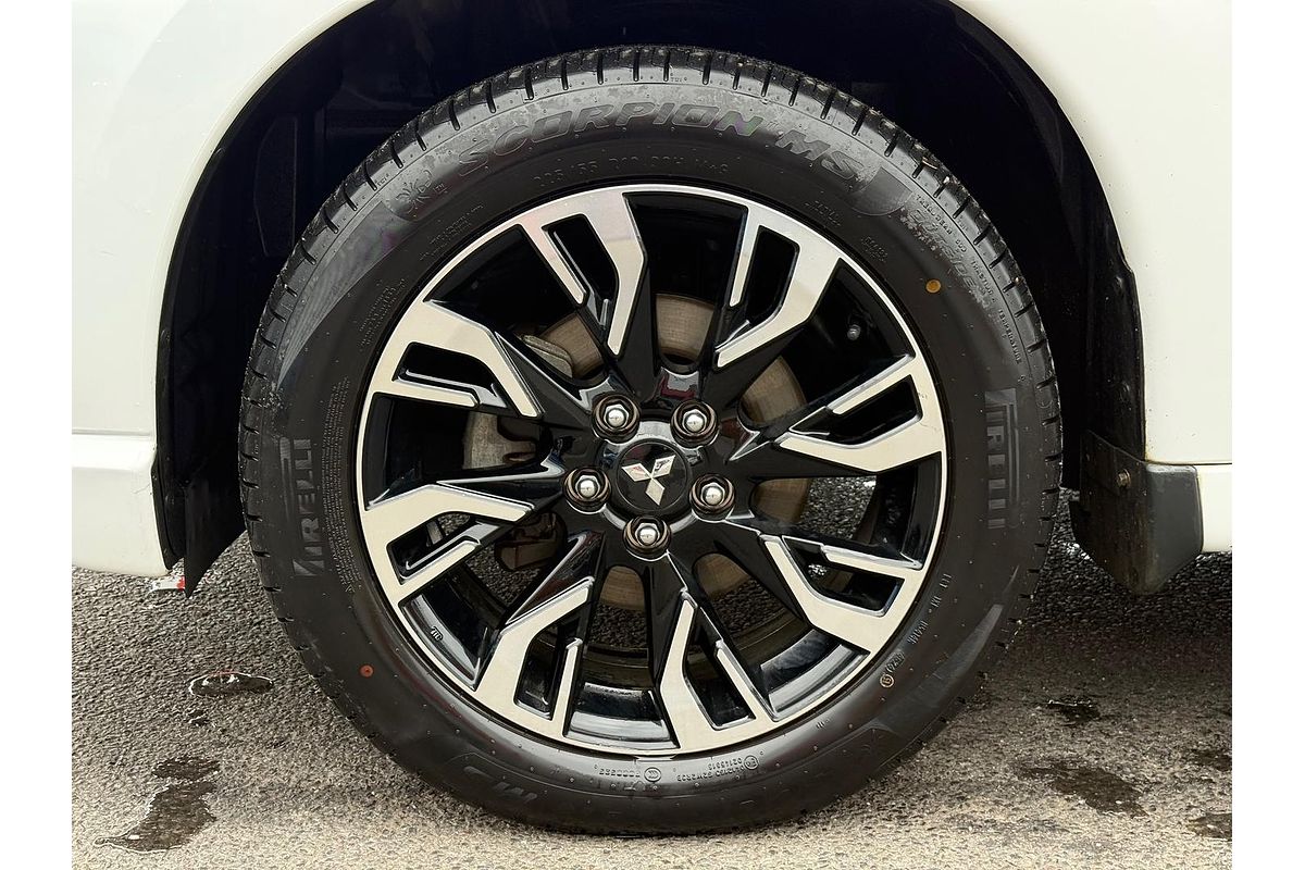 2017 Mitsubishi Outlander PHEV LS ZK