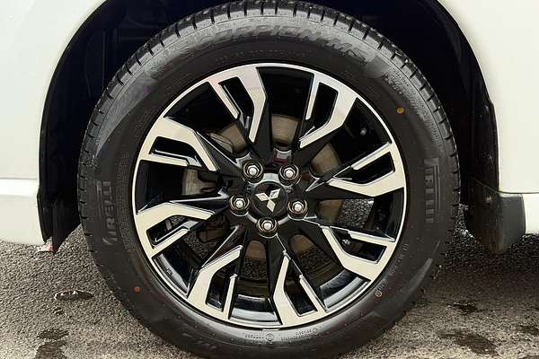 2017 Mitsubishi Outlander PHEV LS ZK