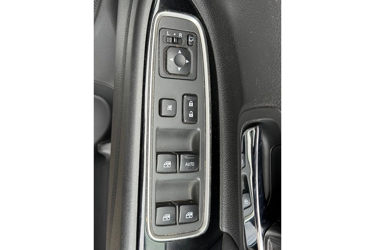 2017 Mitsubishi Outlander PHEV LS ZK