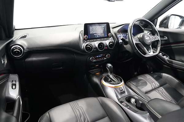 2023 Nissan JUKE ST-L F16