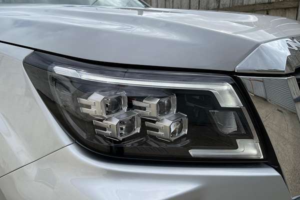 2025 Nissan Navara ST-X D23 4X4
