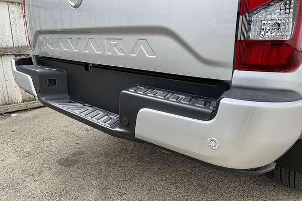 2025 Nissan Navara ST-X D23 4X4