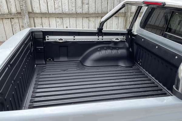 2025 Nissan Navara ST-X D23 4X4