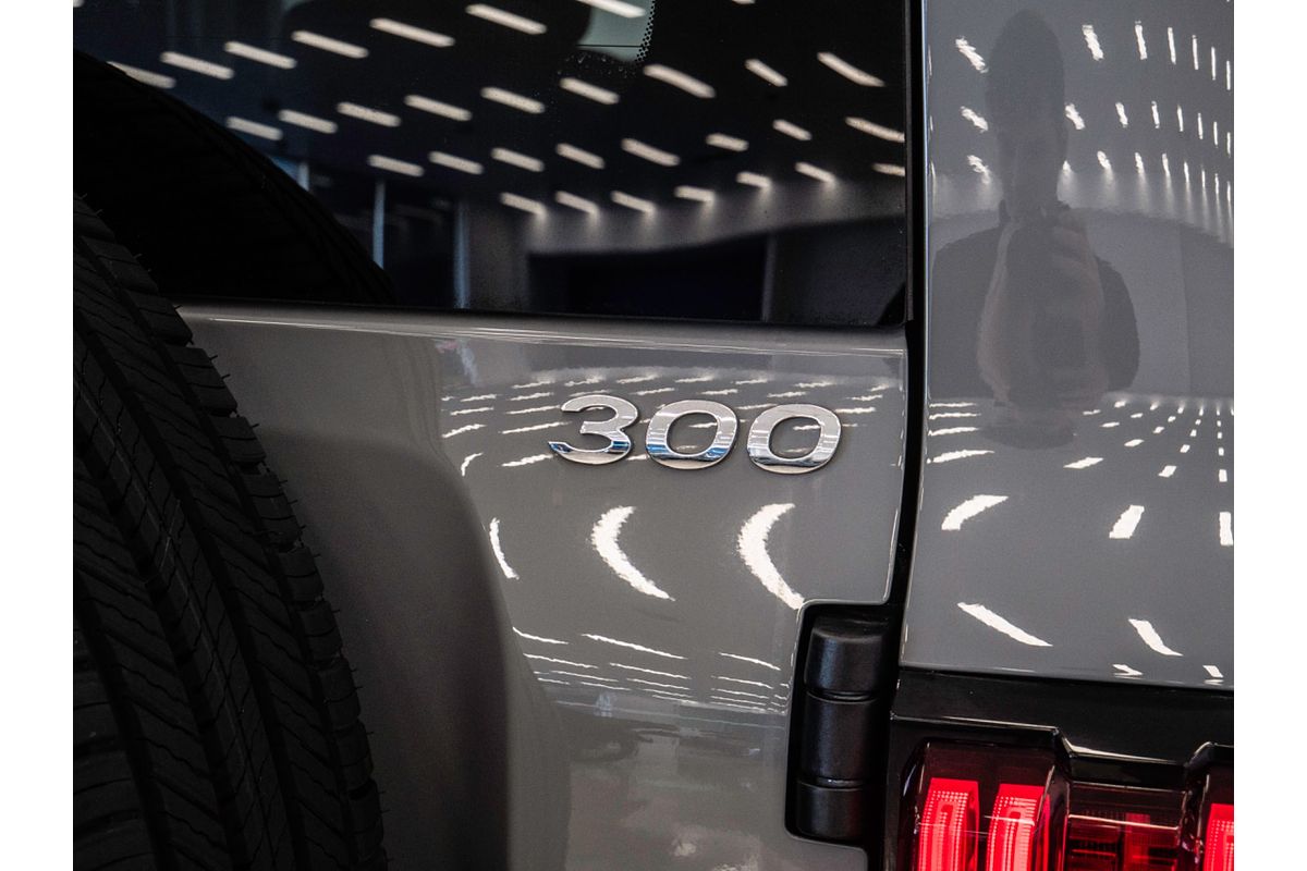2024 GWM Tank 300 Ultra Hybrid P01