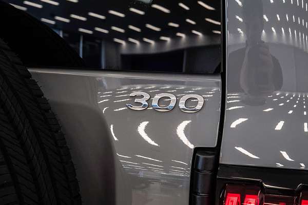 2024 GWM Tank 300 Ultra Hybrid P01