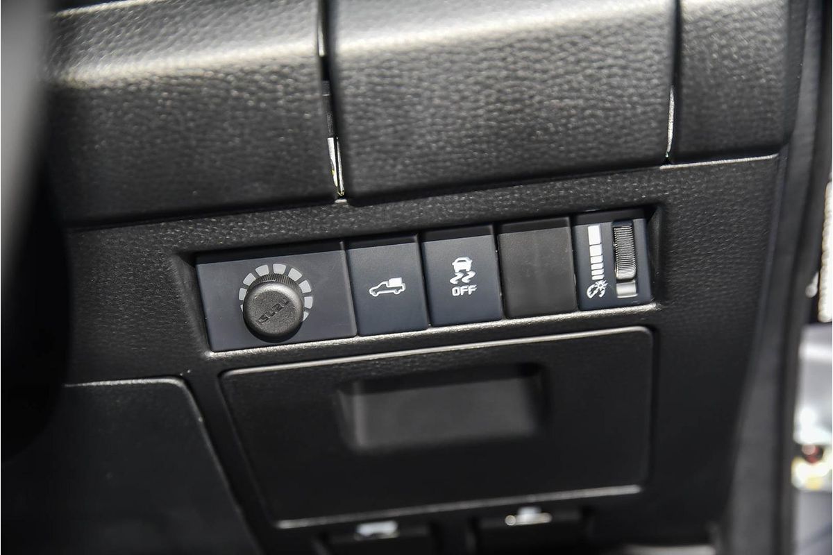 2025 Isuzu D-MAX LS-U+ 4X4