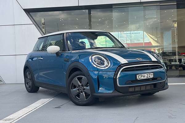 2022 MINI Hatch Cooper Classic F55 LCI-2