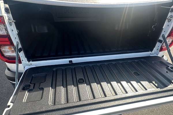 2022 Toyota Hilux SR5 GUN126R 4X4