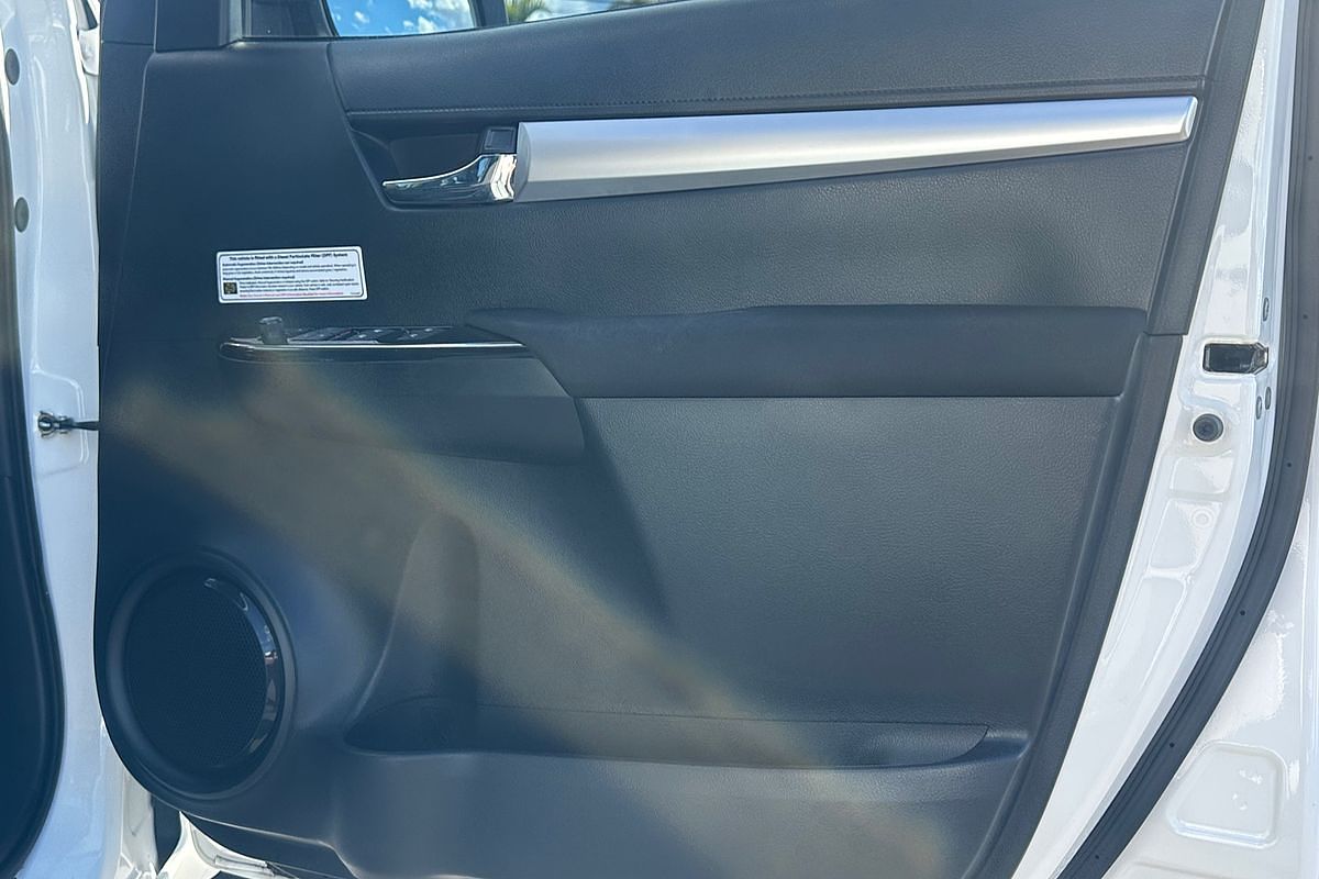 2022 Toyota Hilux SR5 GUN126R 4X4