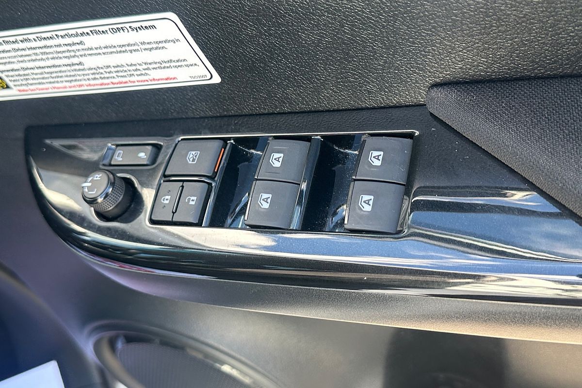 2022 Toyota Hilux SR5 GUN126R 4X4