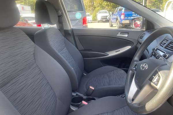 2016 Hyundai Accent Active RB4