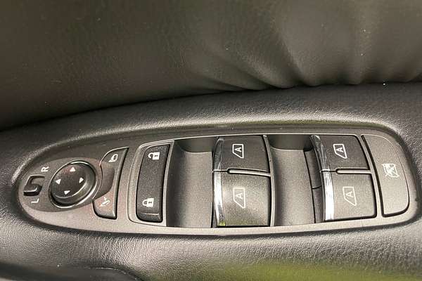 2019 Nissan Patrol Ti-L Y62 Series 4