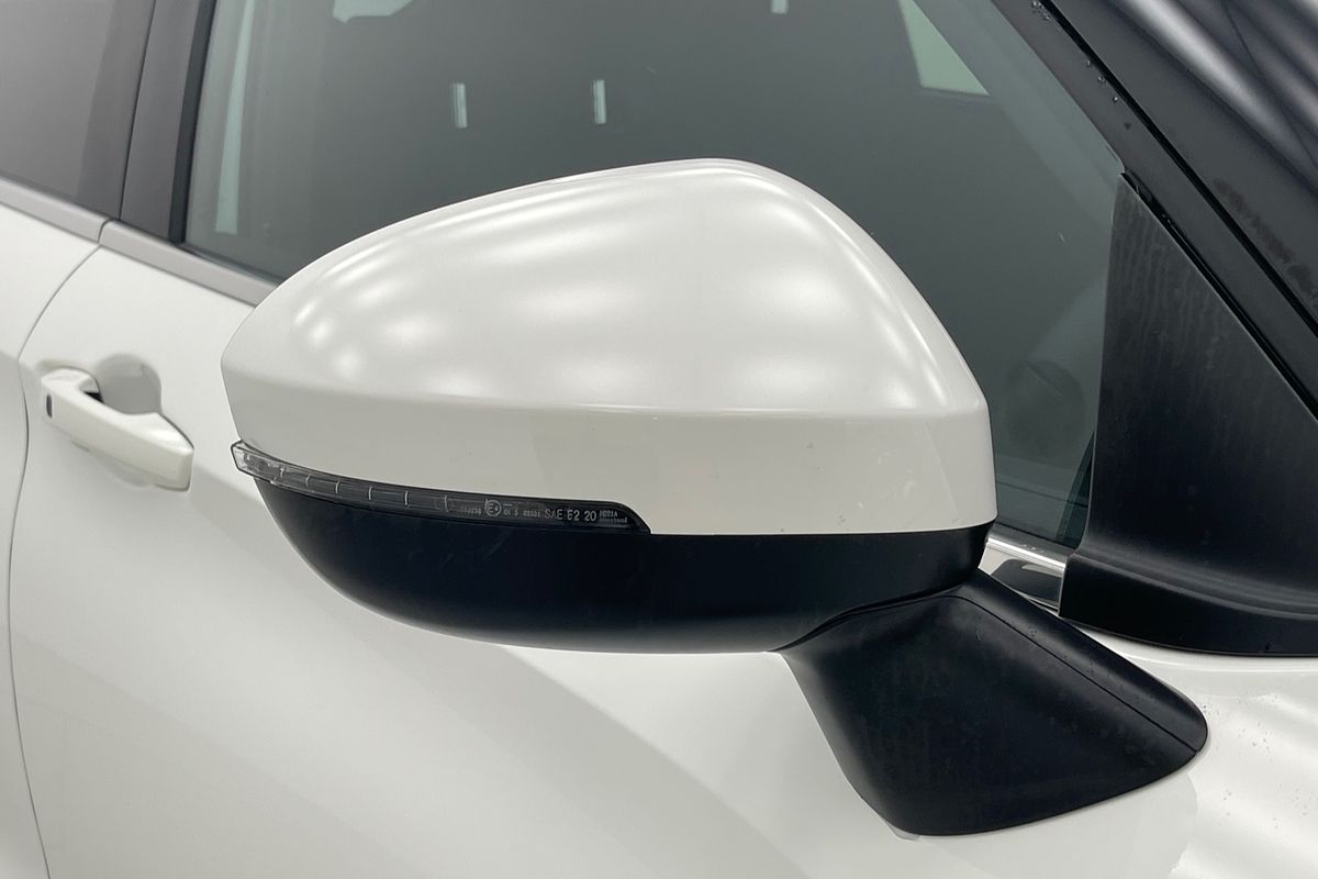 2023 Mitsubishi Outlander LS ZM