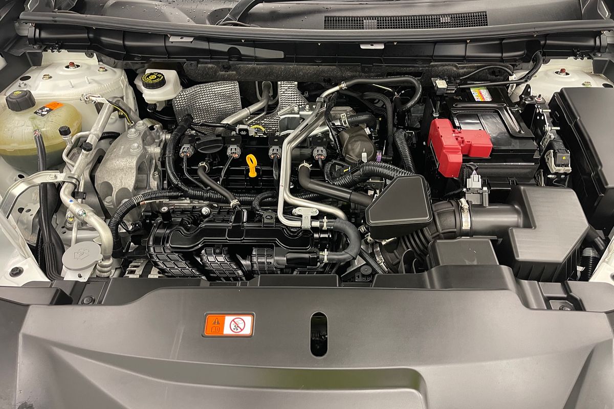 2023 Mitsubishi Outlander LS ZM