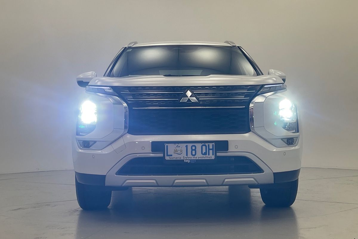 2023 Mitsubishi Outlander LS ZM