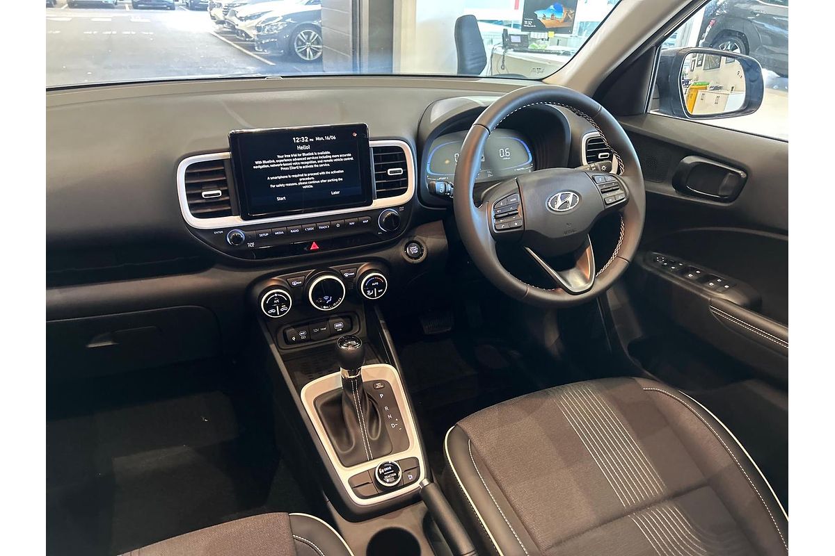 2024 Hyundai Venue Elite QX.V5