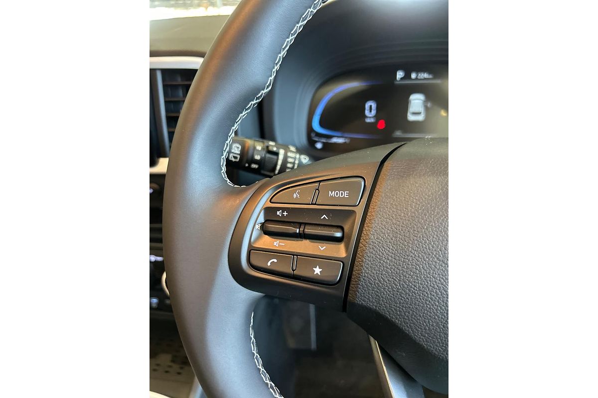 2024 Hyundai Venue Elite QX.V5