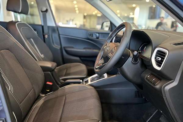 2024 Hyundai Venue Elite QX.V5