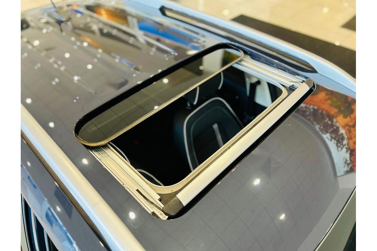 2024 Hyundai Venue Elite QX.V5