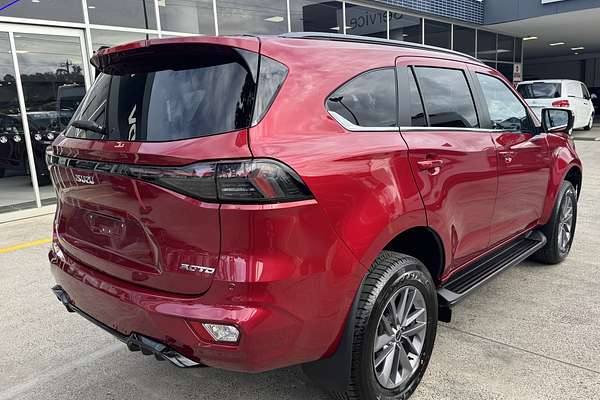 2025 Isuzu MU-X LS-U