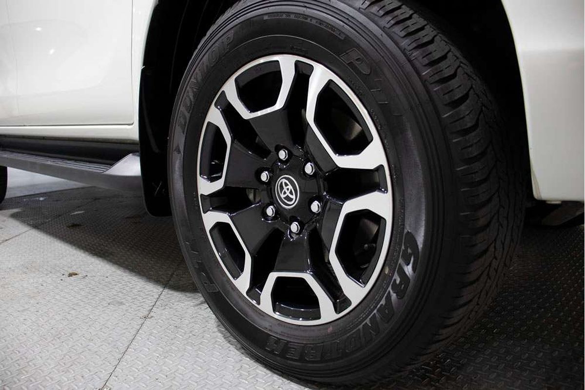 2021 Toyota Hilux SR5 GUN126R 4X4