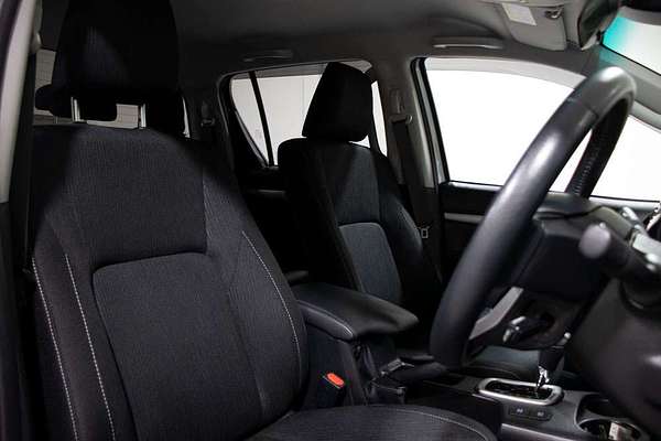 2021 Toyota Hilux SR5 GUN126R 4X4