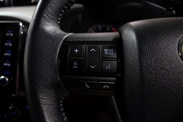 2021 Toyota Hilux SR5 GUN126R 4X4