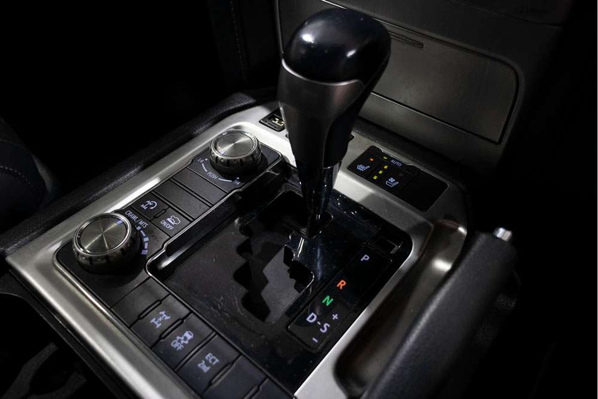 2019 Toyota Landcruiser Sahara VDJ200R