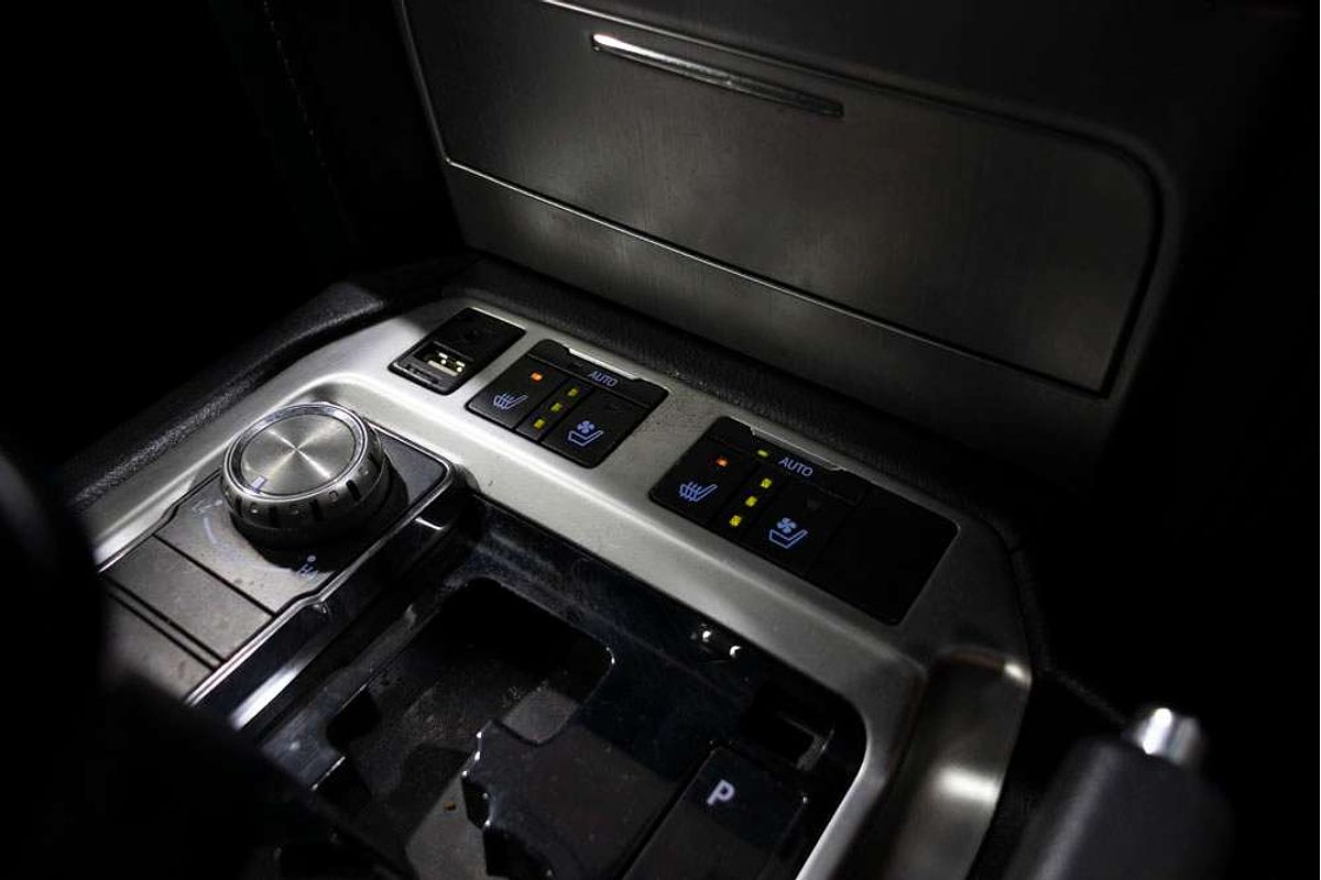 2019 Toyota Landcruiser Sahara VDJ200R