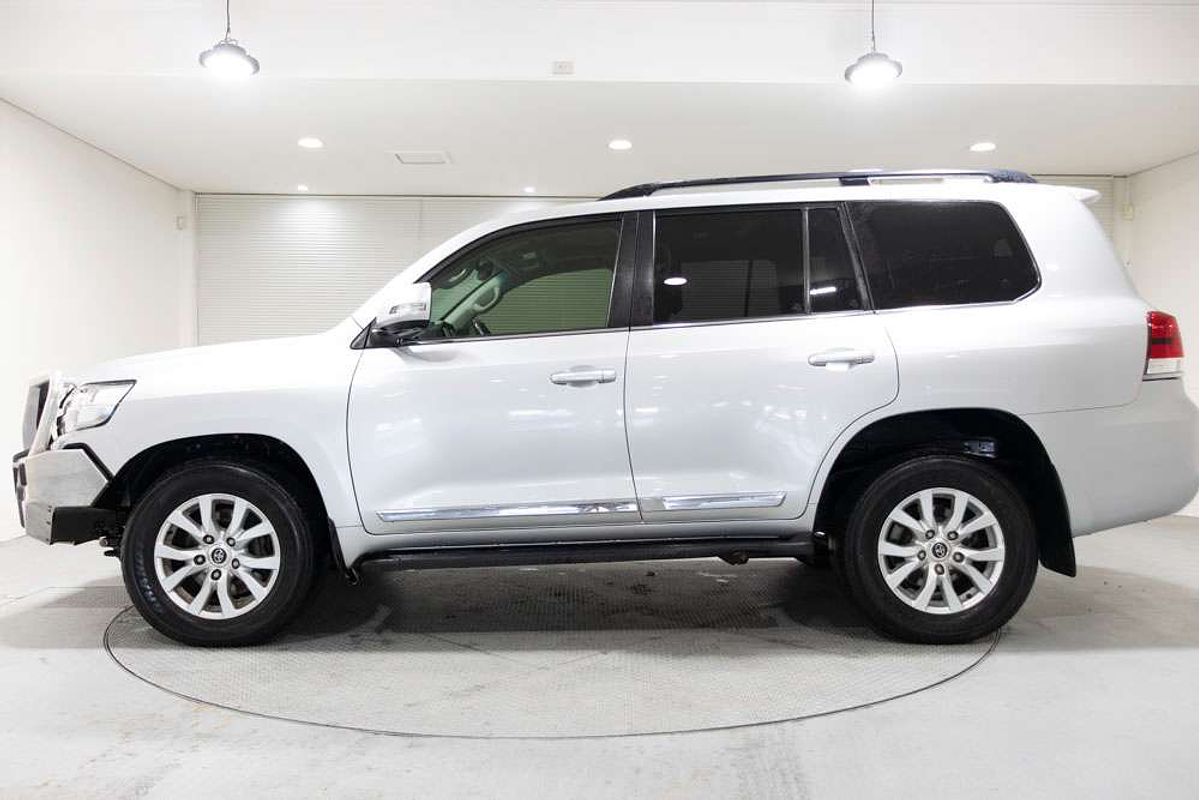 2019 Toyota Landcruiser Sahara VDJ200R