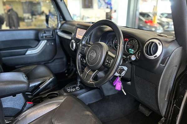 2016 Jeep Wrangler Overland JK