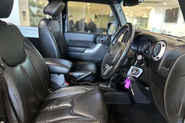 2016 Jeep Wrangler Overland JK