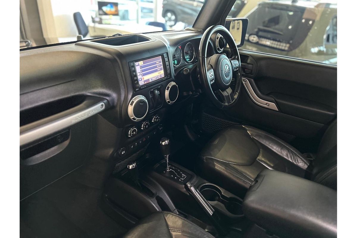 2016 Jeep Wrangler Overland JK