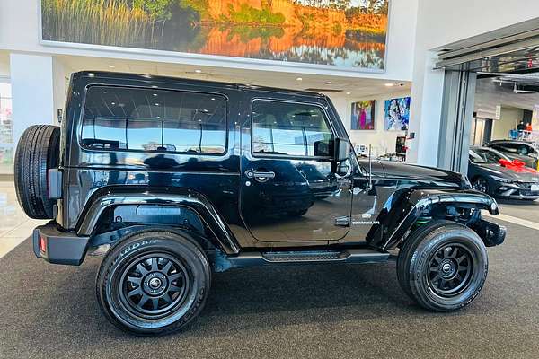2016 Jeep Wrangler Overland JK