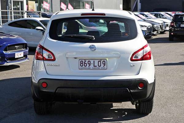 2013 Nissan Dualis ST J10 Series 4