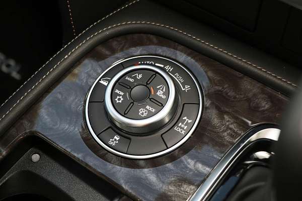 2025 Nissan Patrol Ti-L Y62