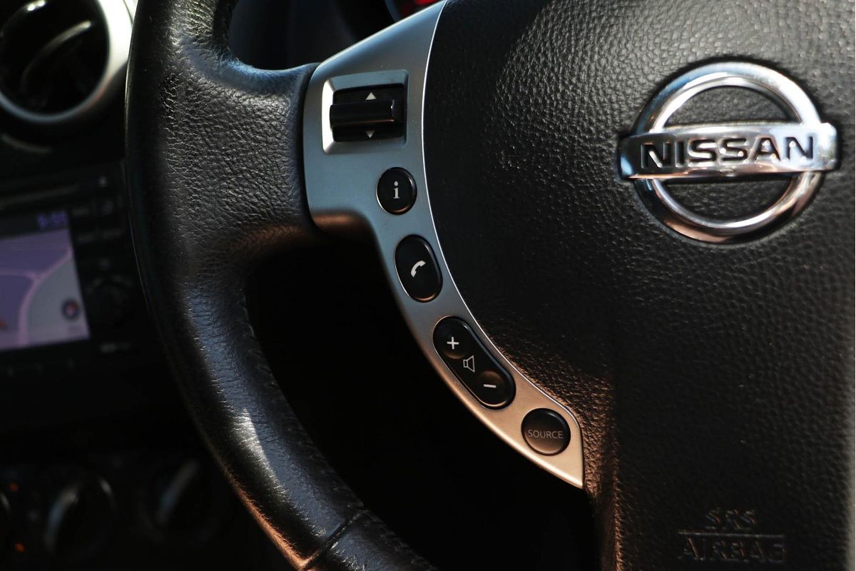 2013 Nissan Dualis ST J10 Series 4
