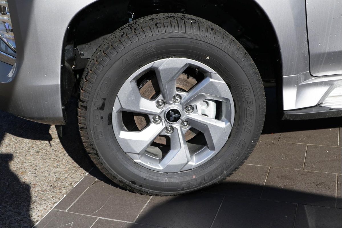 2024 Mitsubishi Pajero Sport GLX QG