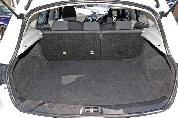 2013 Nissan Dualis ST J10 Series 4