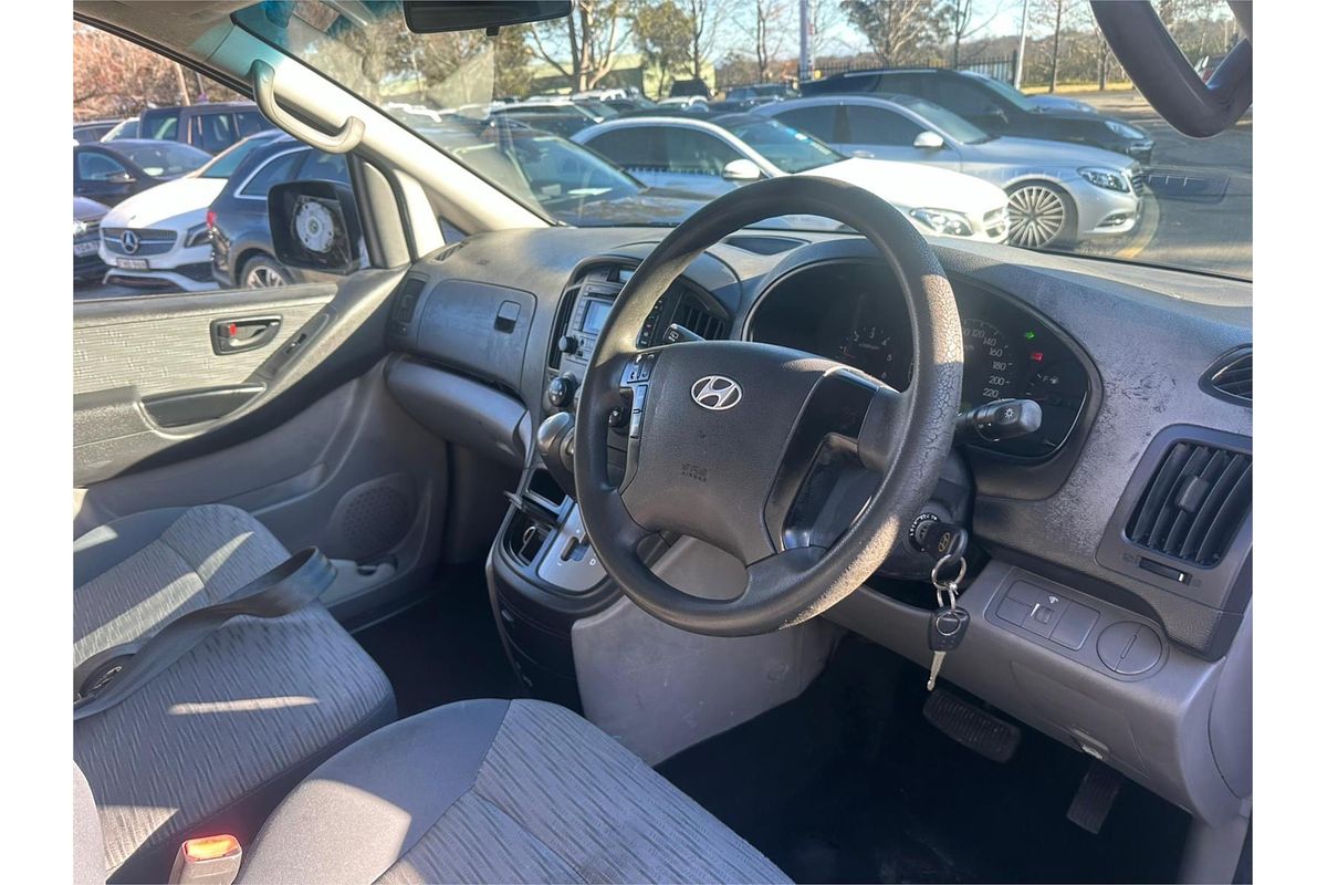 2013 Hyundai iLoad TQ2-V