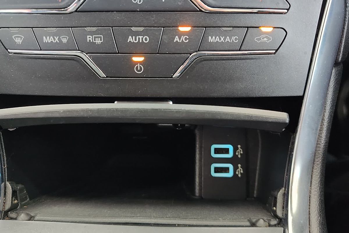 2019 Ford Endura ST-Line CA